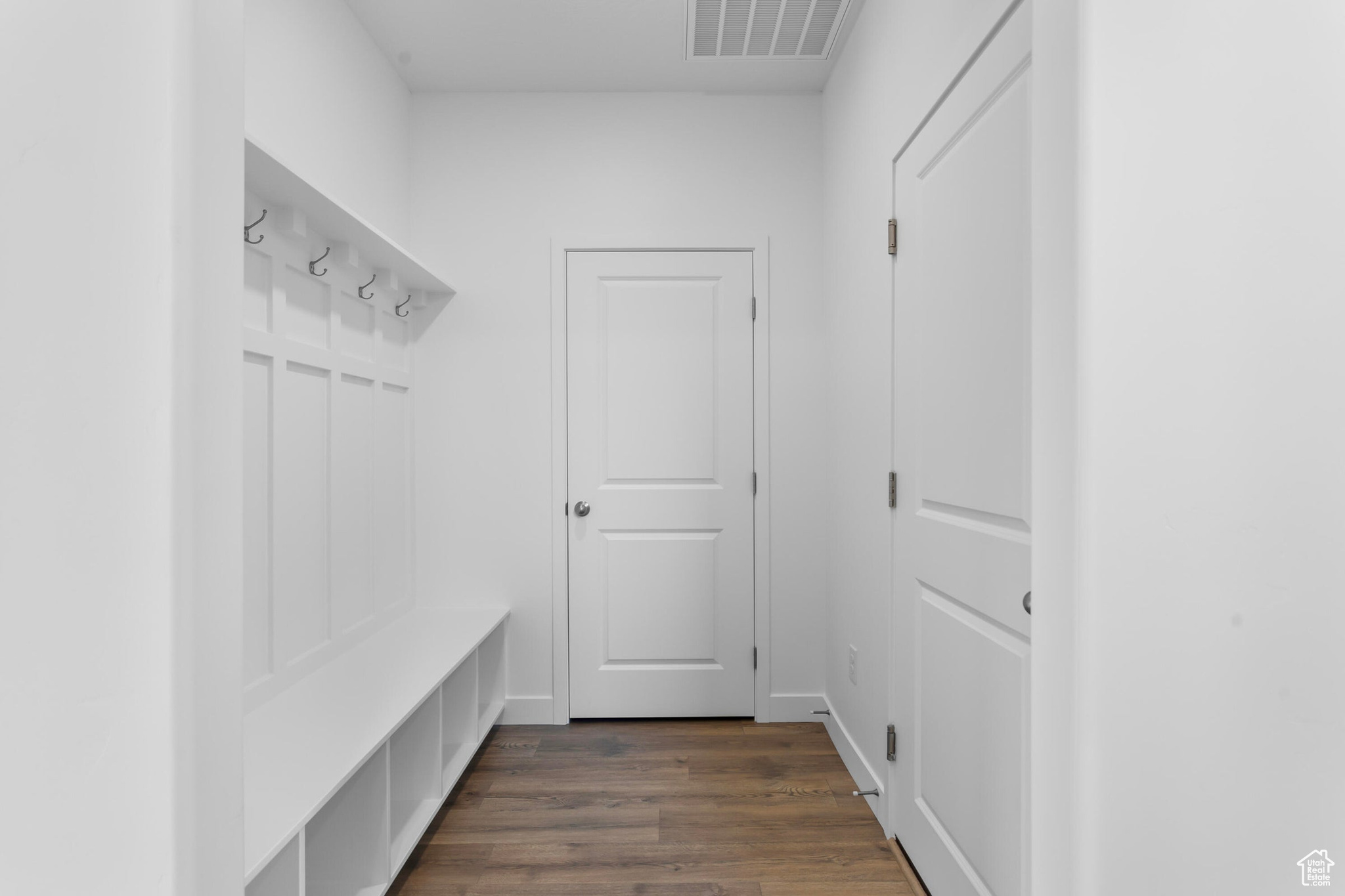 CORRAL HOLLOW AT LONG VALLEY - Residential