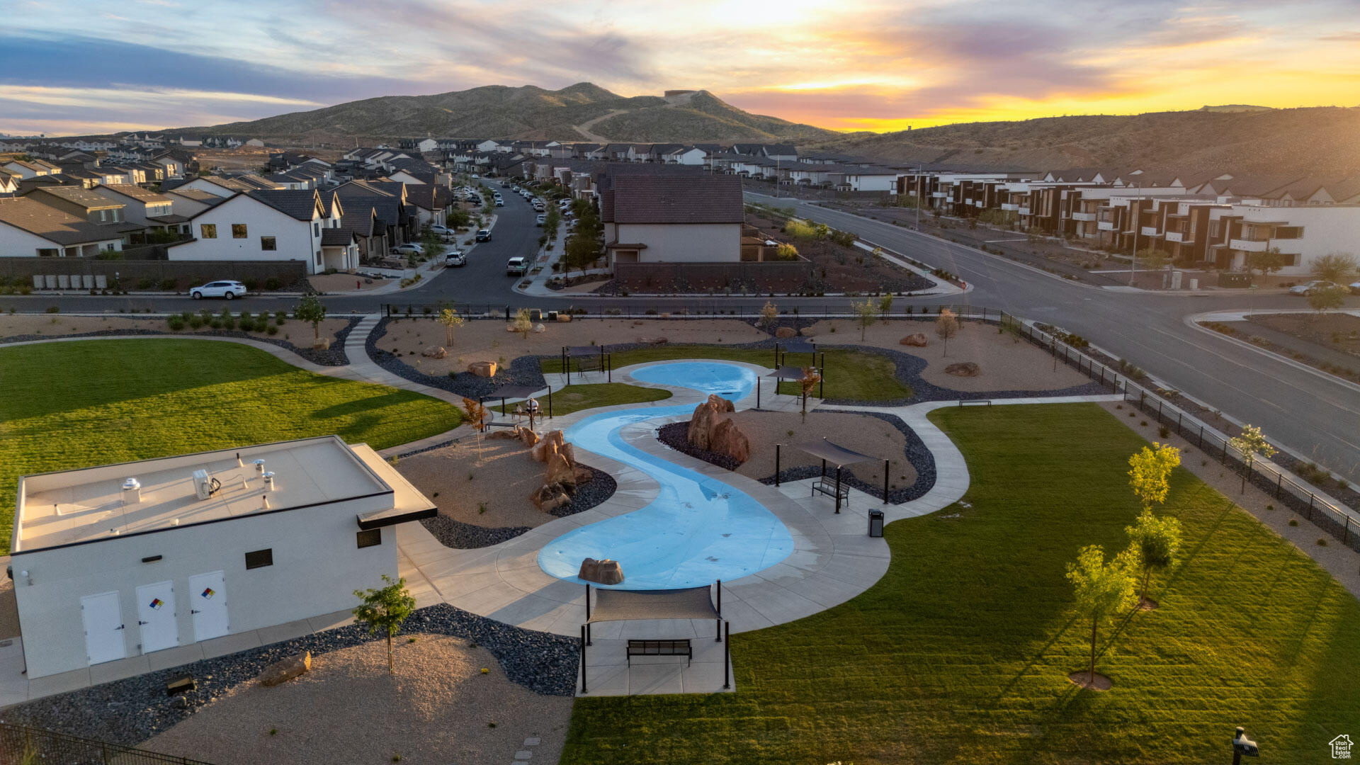 CORRAL HOLLOW AT LONG VALLEY - Residential