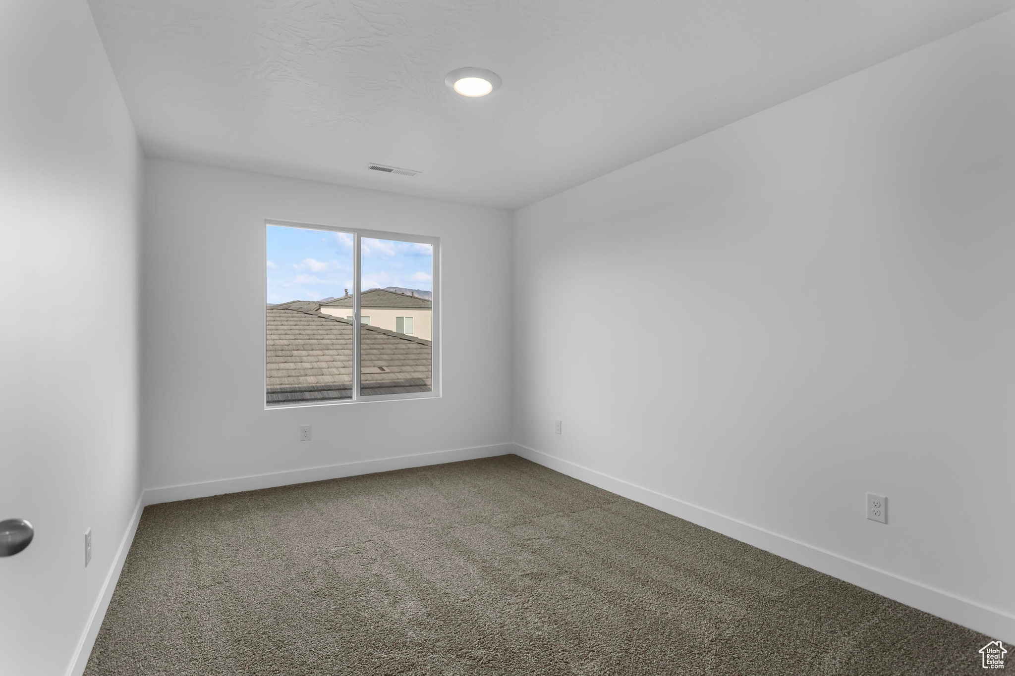 CORRAL HOLLOW AT LONG VALLEY - Residential