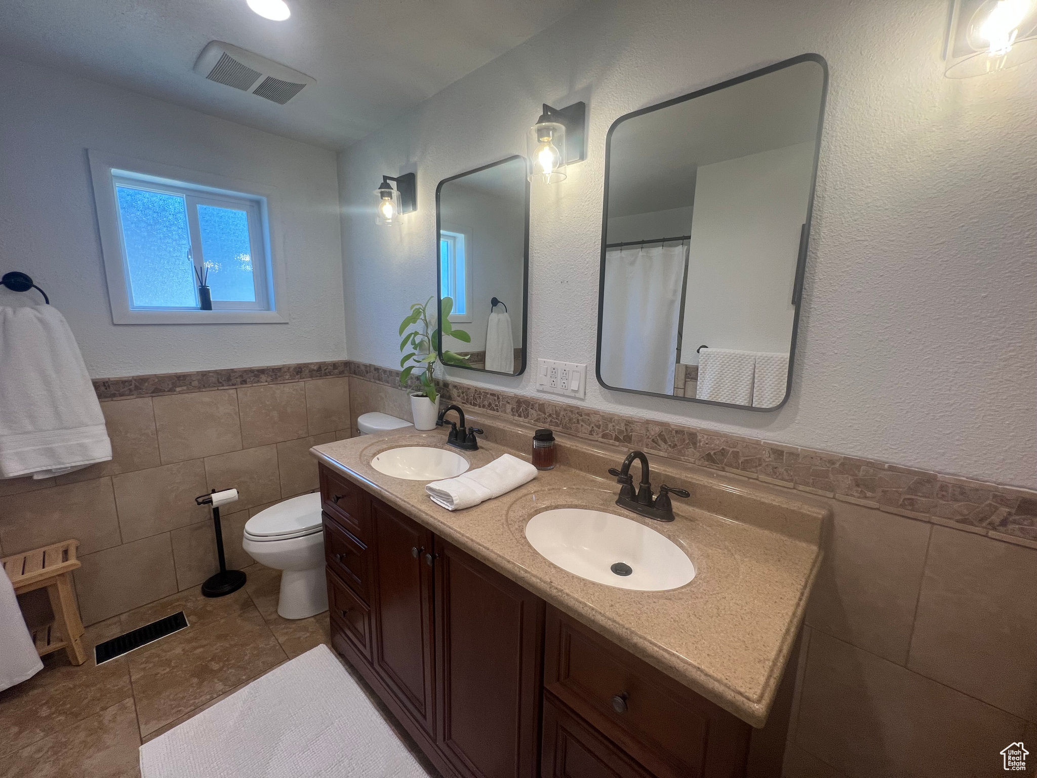 240 S 100, Logan, Utah image 14