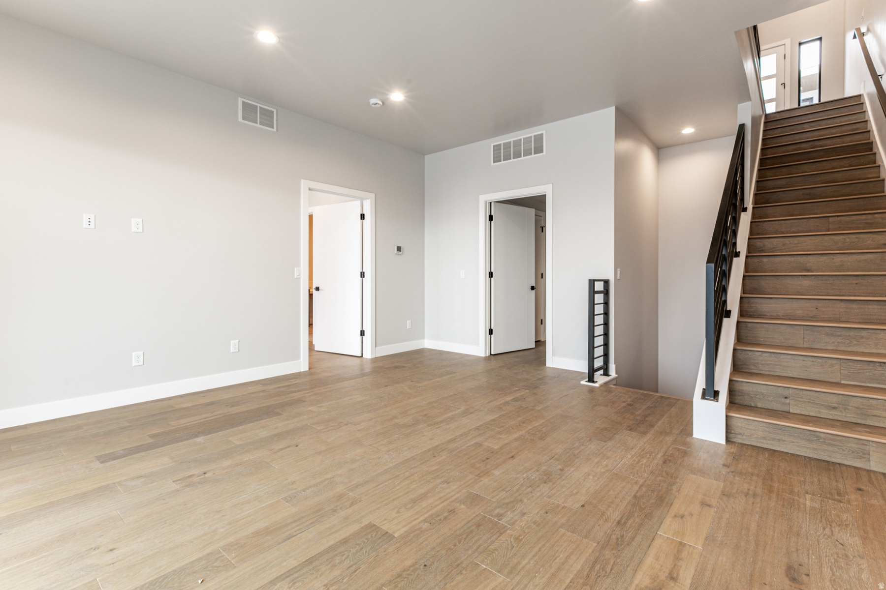 KLAIM - Residential Lease