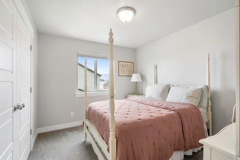 Tiny photo for 148 N 200 E, Salem, UT 84653 (MLS # 2147801)