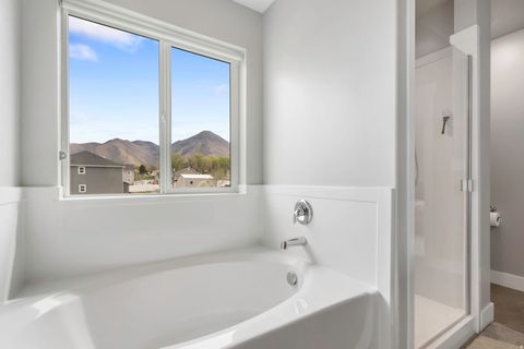 Tiny photo for 148 N 200 E, Salem, UT 84653 (MLS # 2147801)
