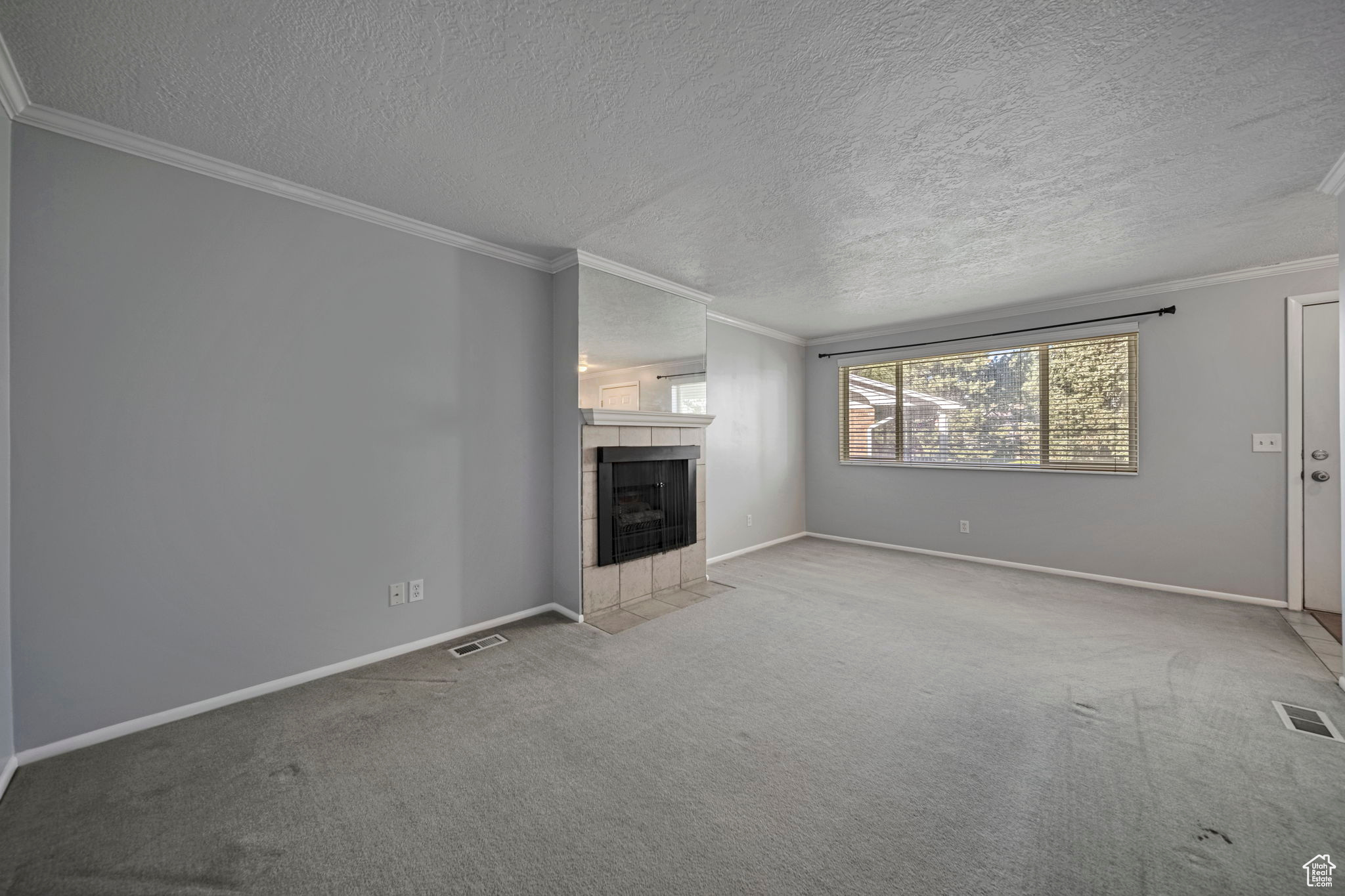 MOUNT VERNON ESTATES - Residential