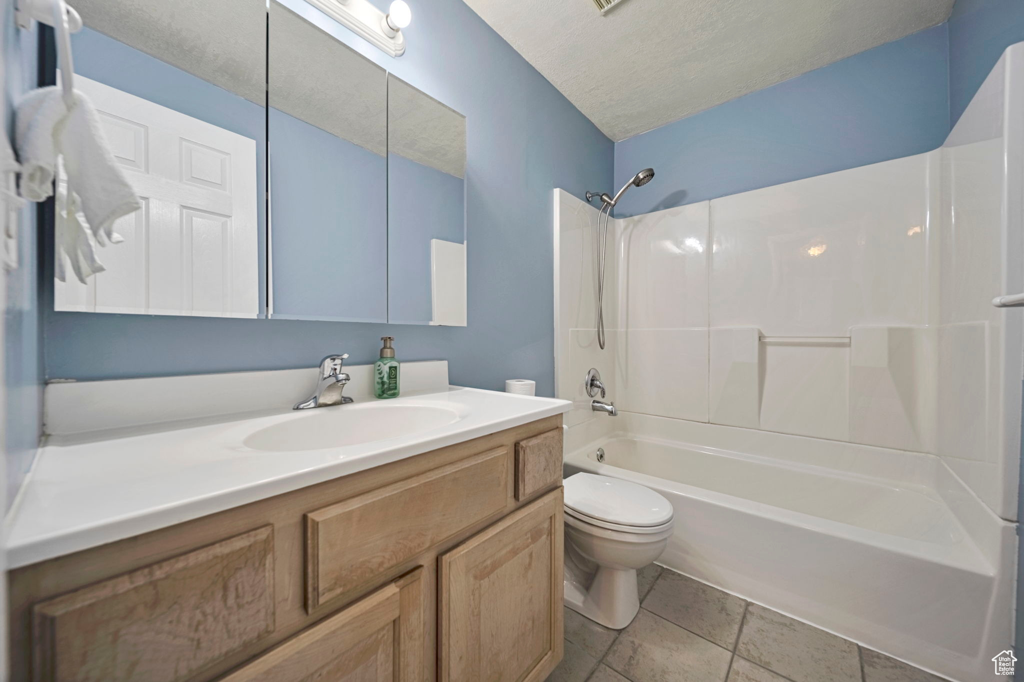 MOUNT VERNON ESTATES - Residential