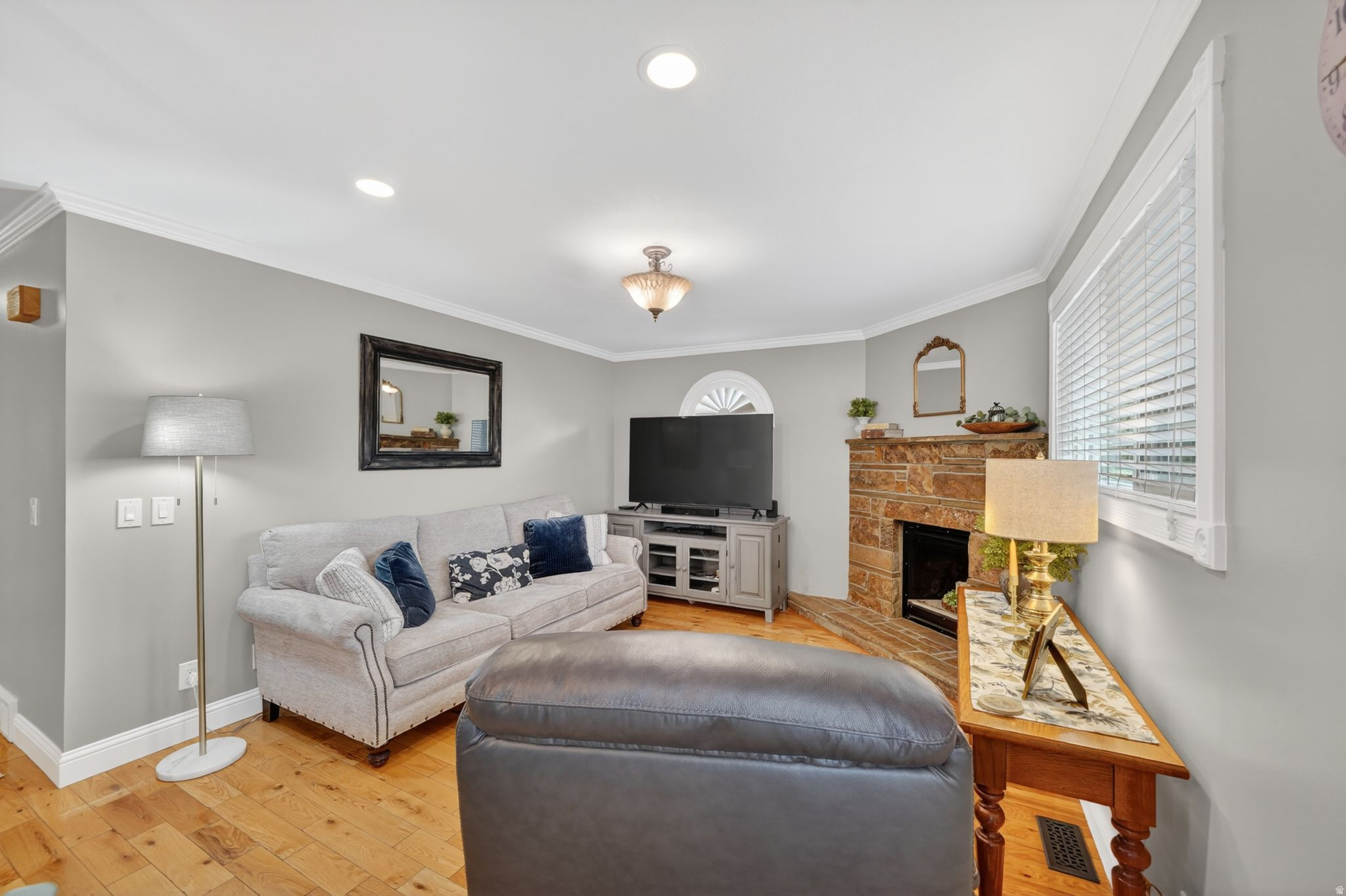 BUNKER HILL - Residential