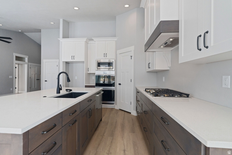 HARVEST MEADOWS - Residential