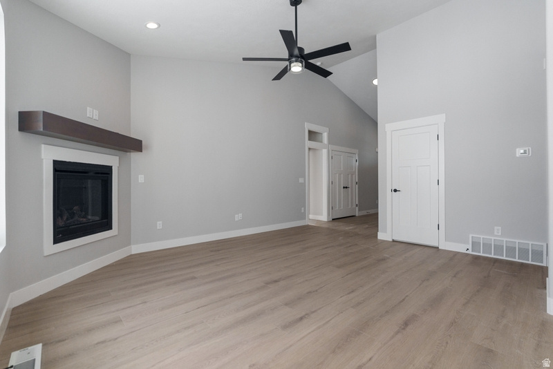 HARVEST MEADOWS - Residential