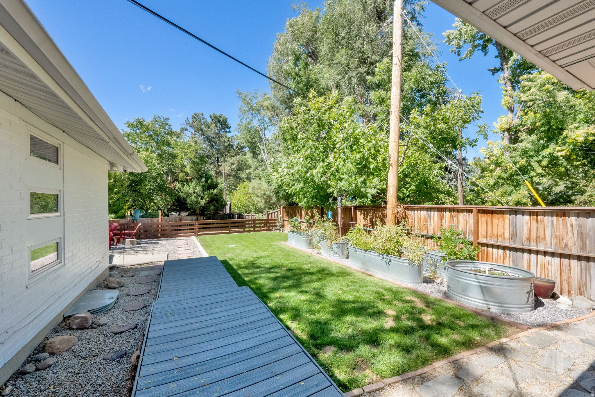 FARDOWN ESTATES - Residential