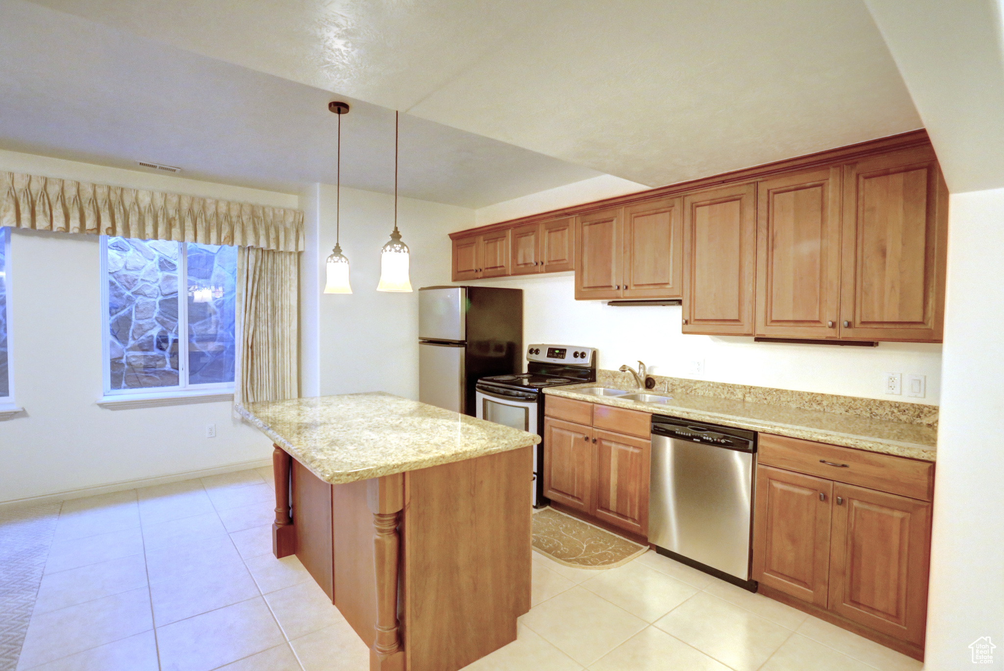 778 N 40, Lindon, Utah image 37