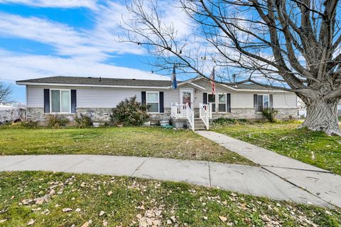 935 S 550 W Tremonton UT 84337