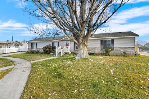 Tiny photo for 935 S 550 W, Tremonton, UT 84337 (MLS # 2127454)
