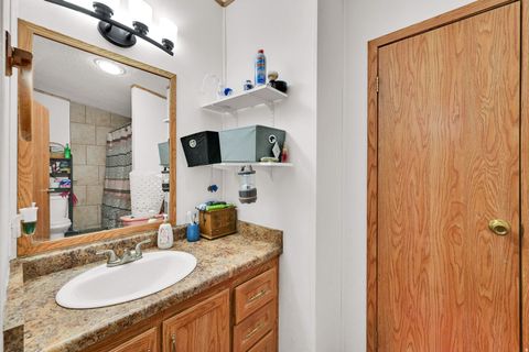 Tiny photo for 935 S 550 W, Tremonton, UT 84337 (MLS # 2127454)