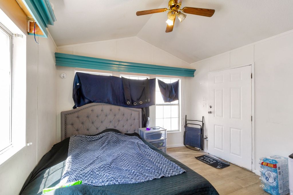 Photo of 200 N HARRISVILLE RD #3, Ogden, UT 84404 (MLS # 2150865)