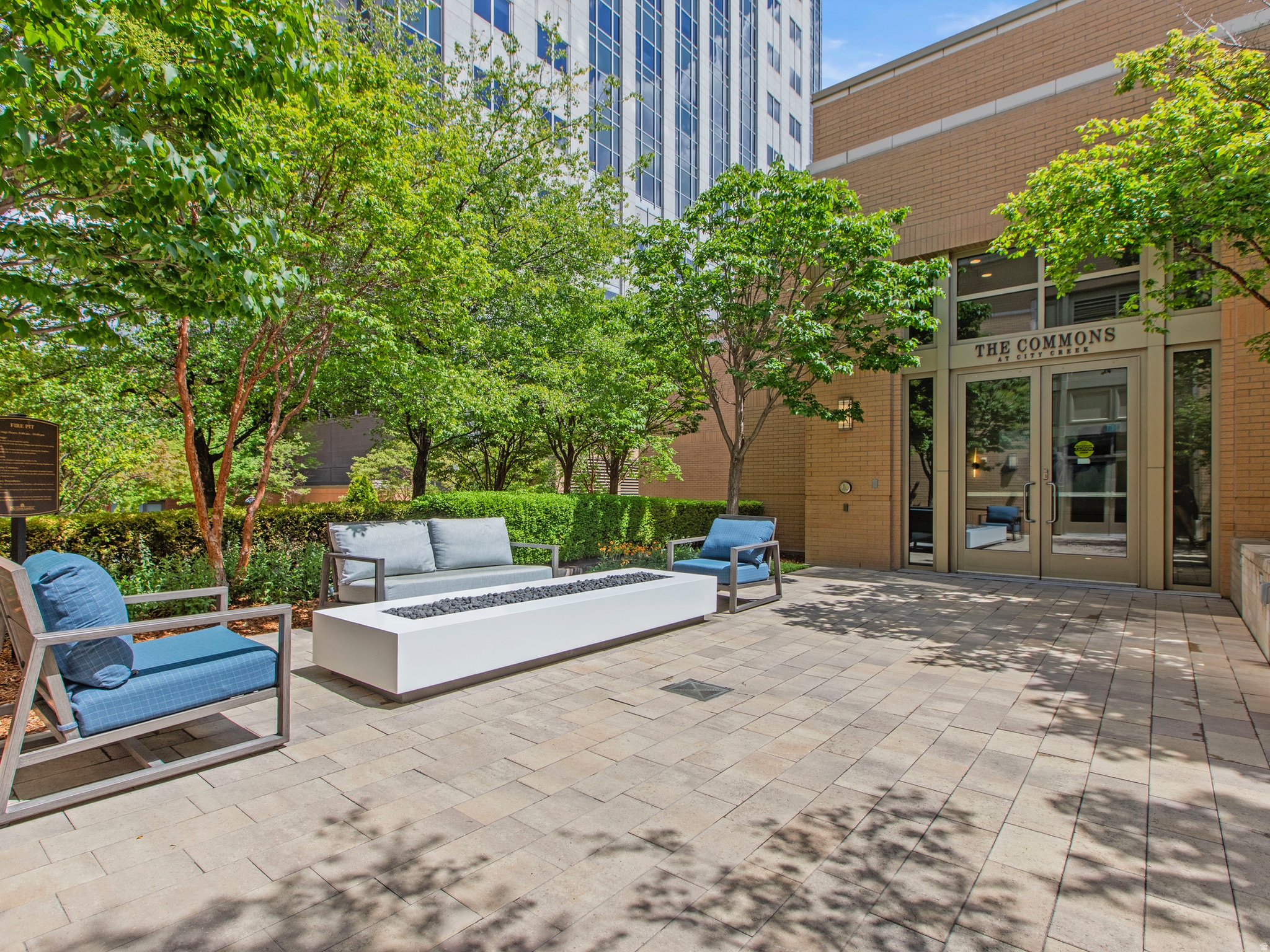 RICHARDS COURT - Residential