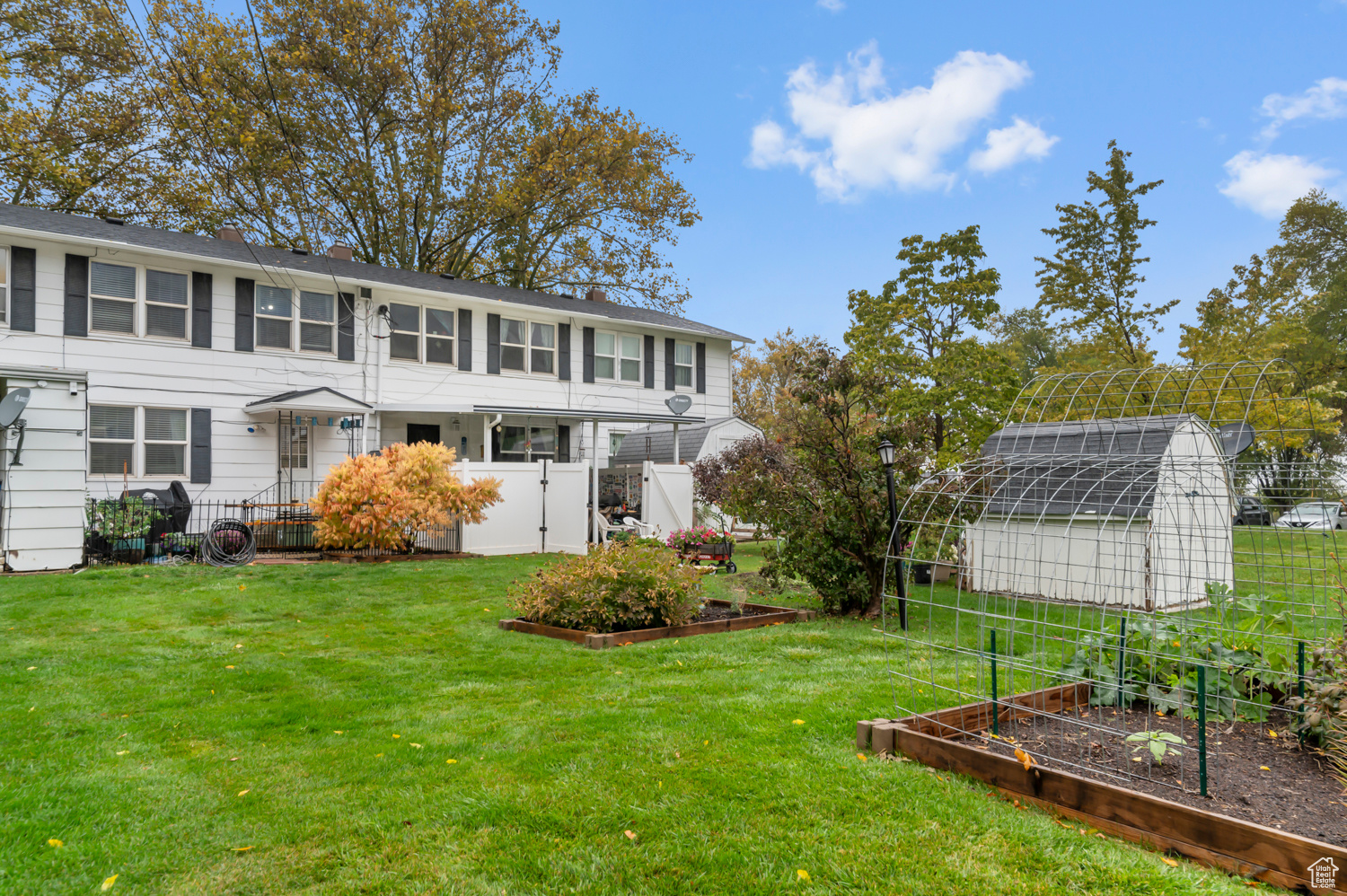 GRAND VIEW ACRES - Residential