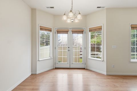 Tiny photo for 263 E SUNSHINE DR N, Saratoga Springs, UT 84043 (MLS # 2129072)