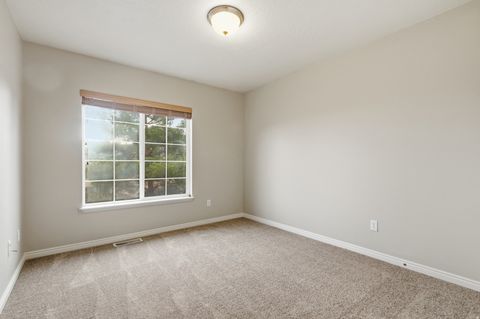 Tiny photo for 263 E SUNSHINE DR N, Saratoga Springs, UT 84043 (MLS # 2129072)