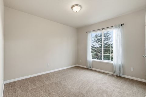 Tiny photo for 263 E SUNSHINE DR N, Saratoga Springs, UT 84043 (MLS # 2129072)