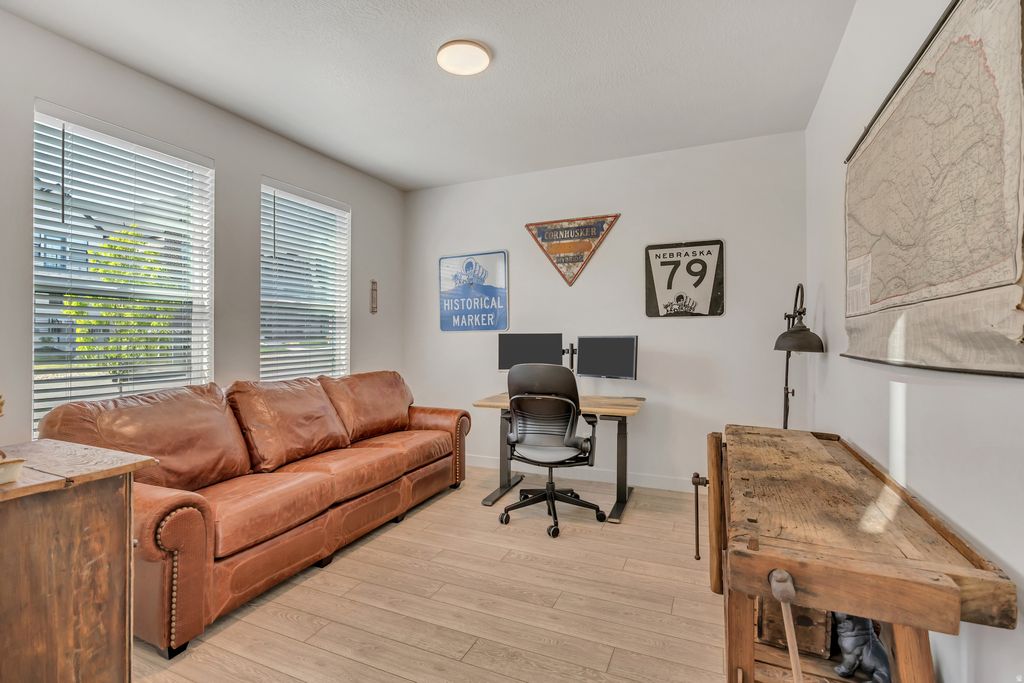 Photo of 4402 W BERGEN LN, Lehi, UT 84043 (MLS # 2149628)