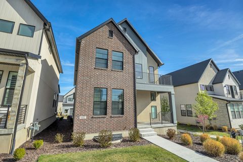 Tiny photo for 4402 W BERGEN LN, Lehi, UT 84043 (MLS # 2149628)