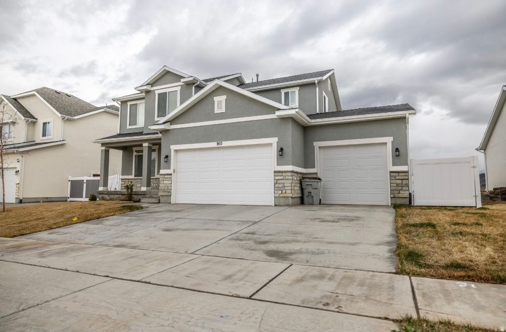 Photo of 910 N 260 W, Santaquin, UT 84655 (MLS # 2124841)