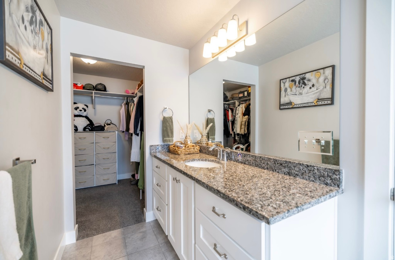 THE ORCHARDS - Residential