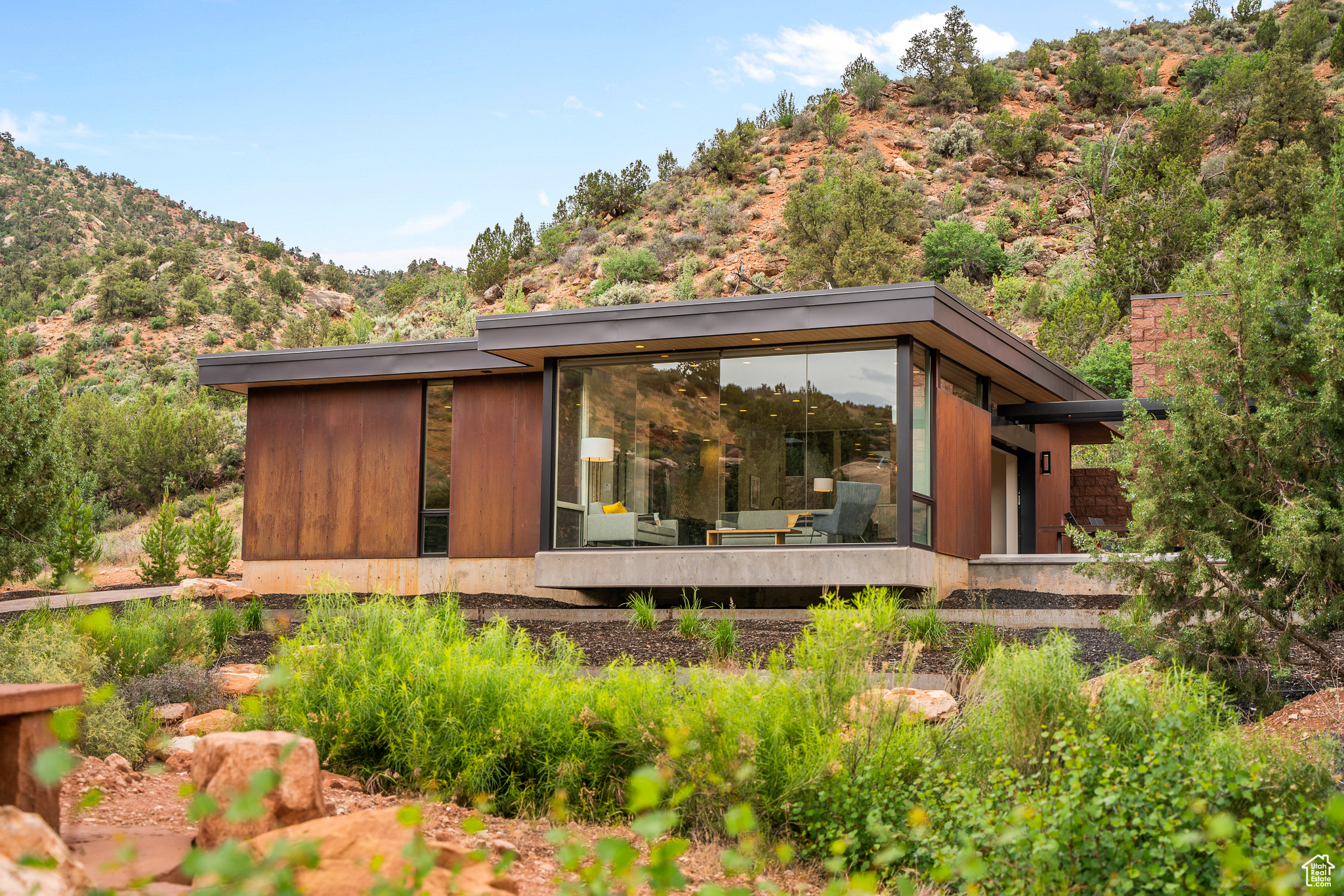 112 Canyon Cv, Springdale, Utah image 3