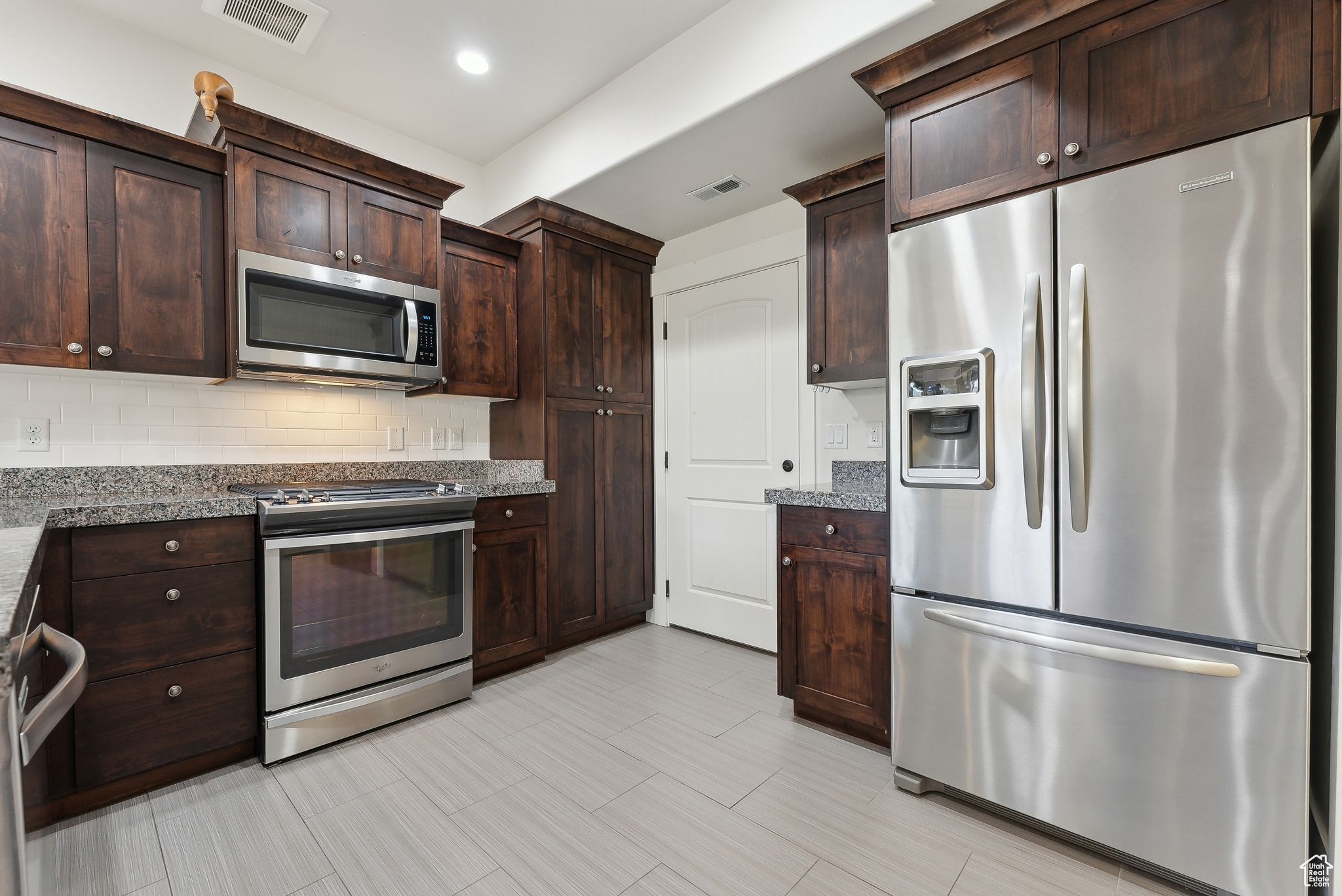 PARKS EDGE - Residential