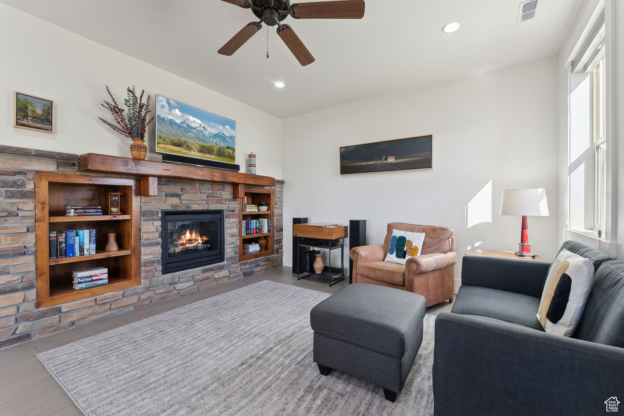 PARKS EDGE - Residential