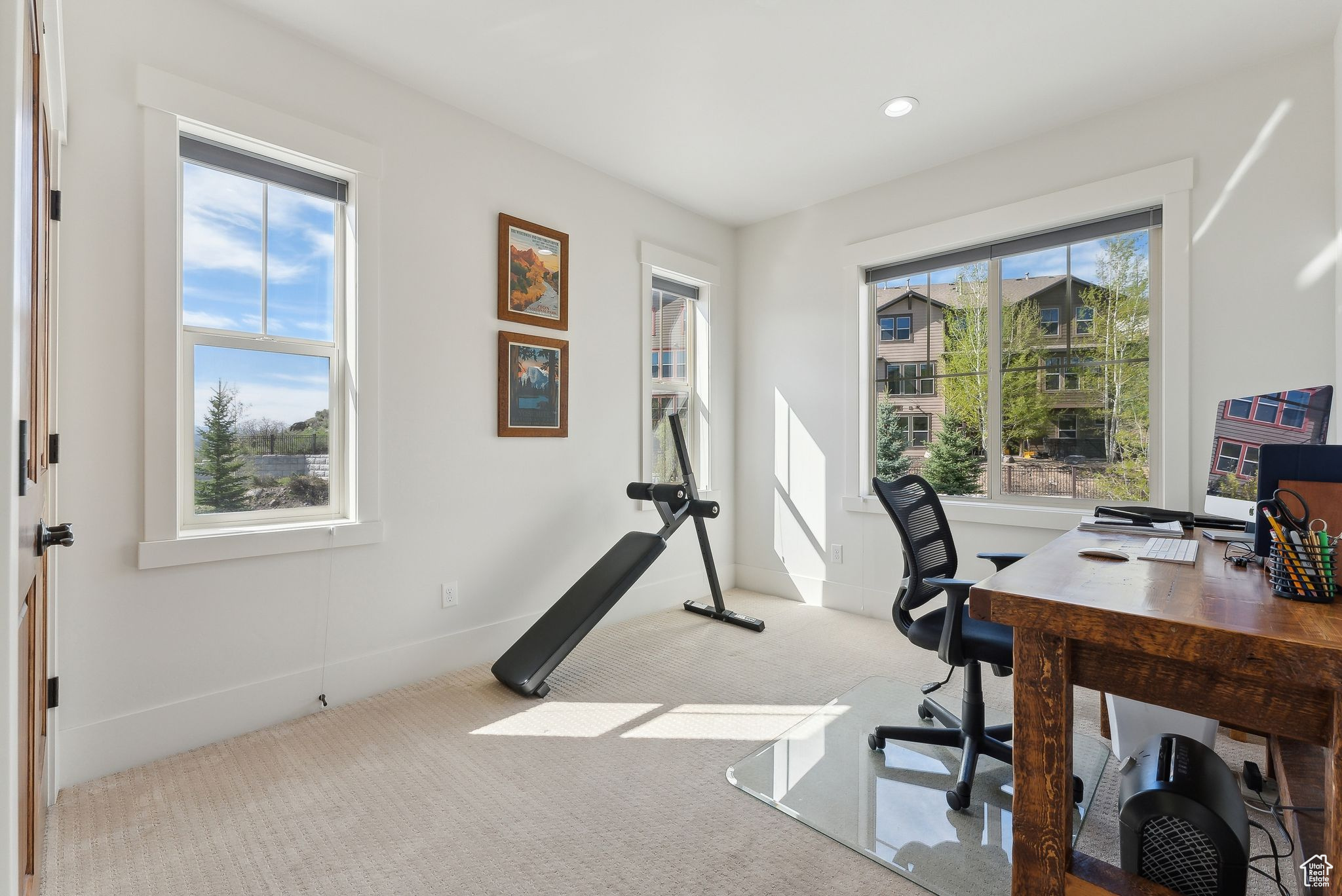 PARKS EDGE - Residential