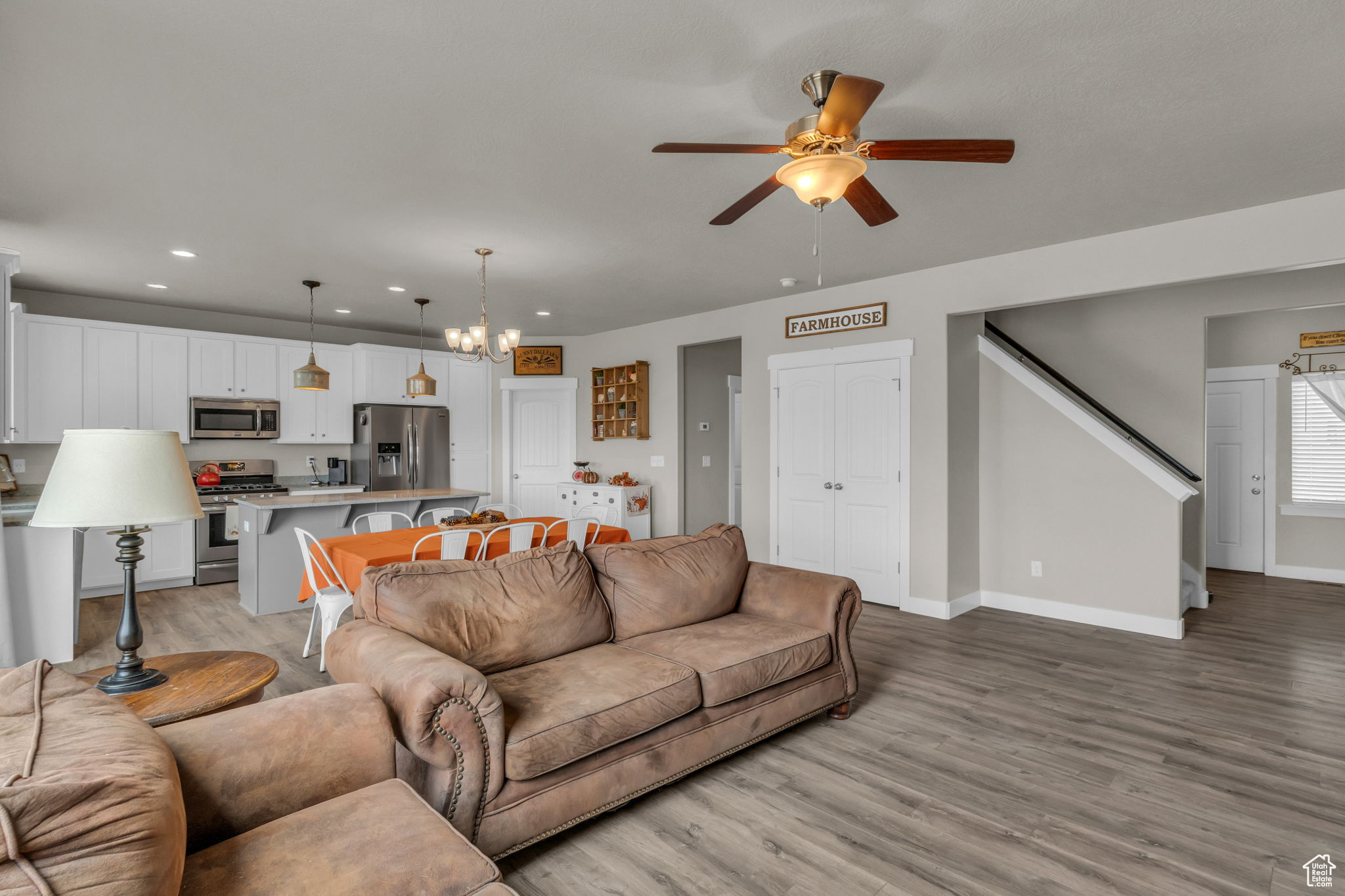 EAGLE POINT - Residential