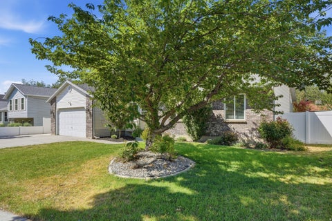 Tiny photo for 38 W CLAY PARK DR, Murray, UT 84107 (MLS # 2175438)