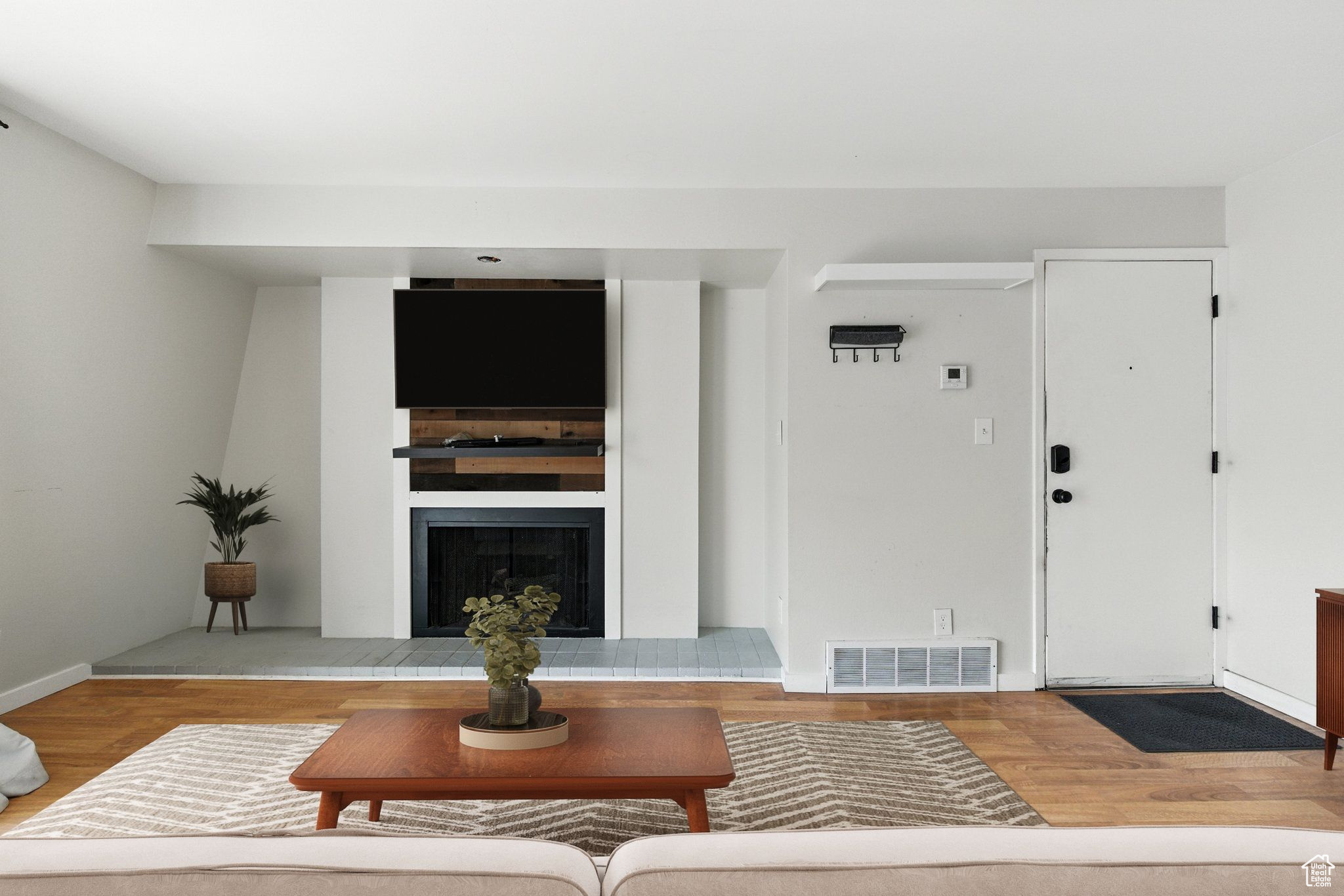 WILLOWS CONDM - Residential