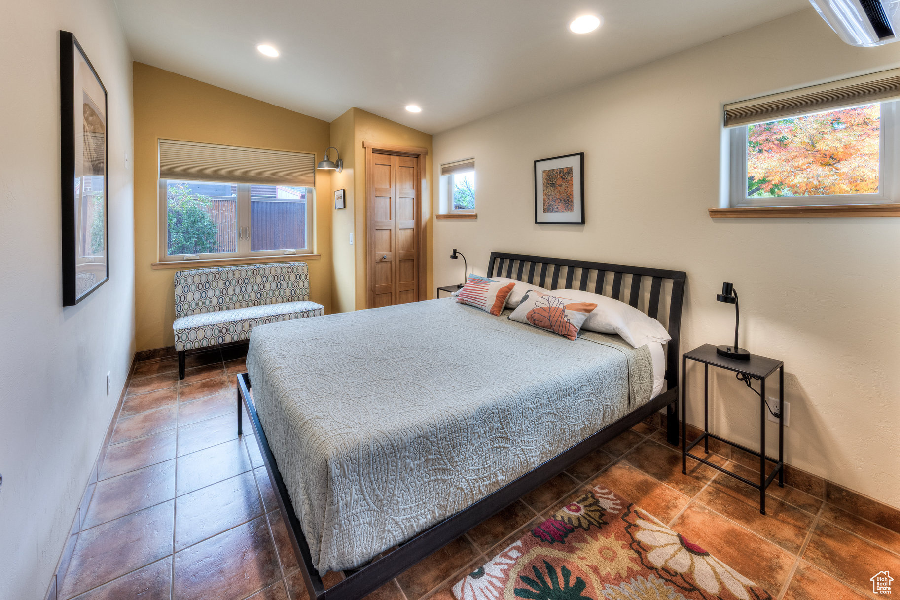 WESTSIDE FLATS - Residential Income