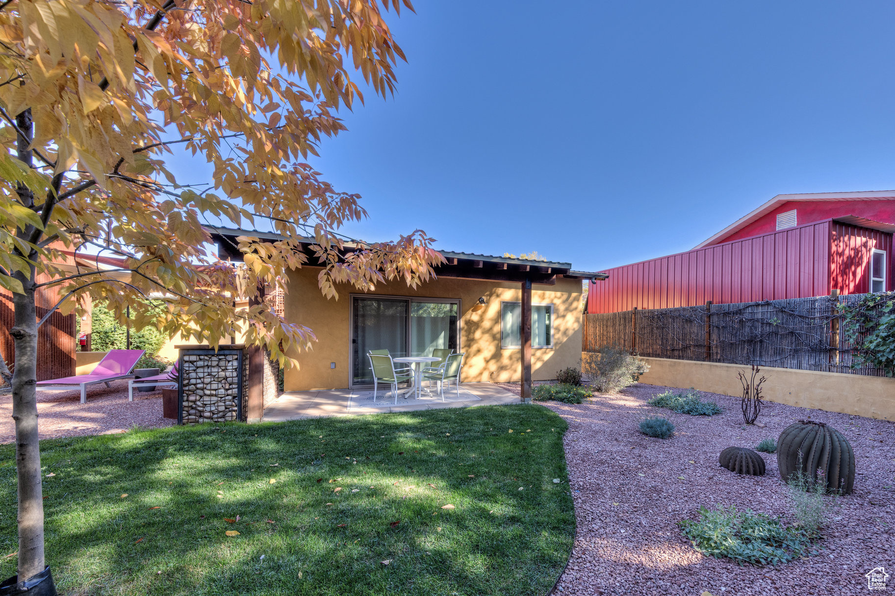 WESTSIDE FLATS - Residential Income