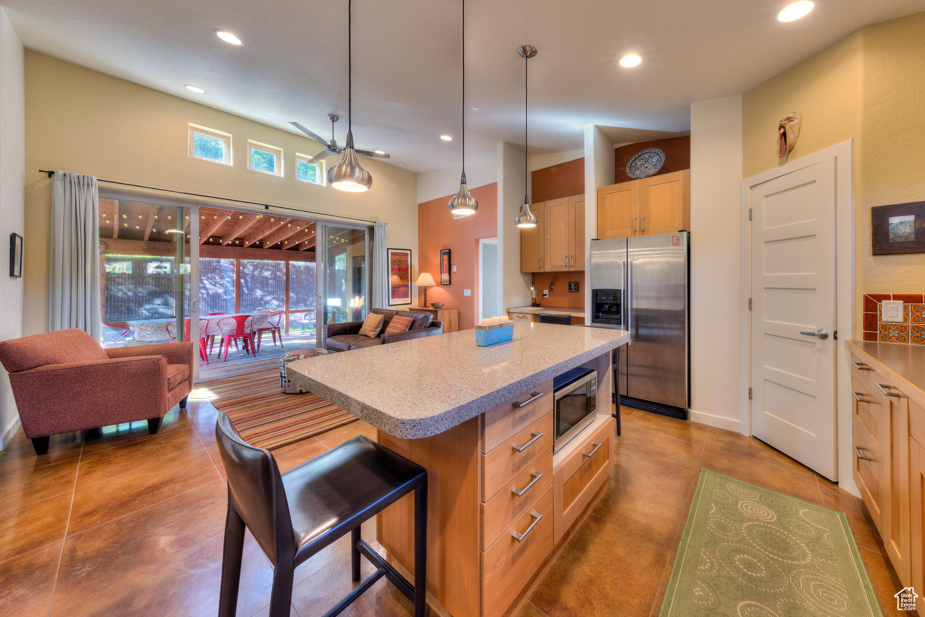 WESTSIDE FLATS - Residential Income