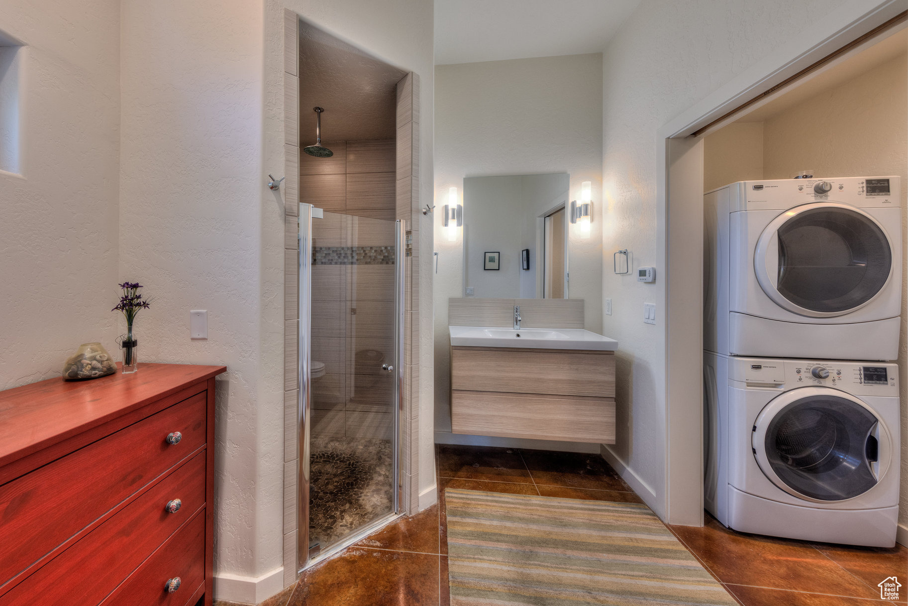 WESTSIDE FLATS - Residential Income