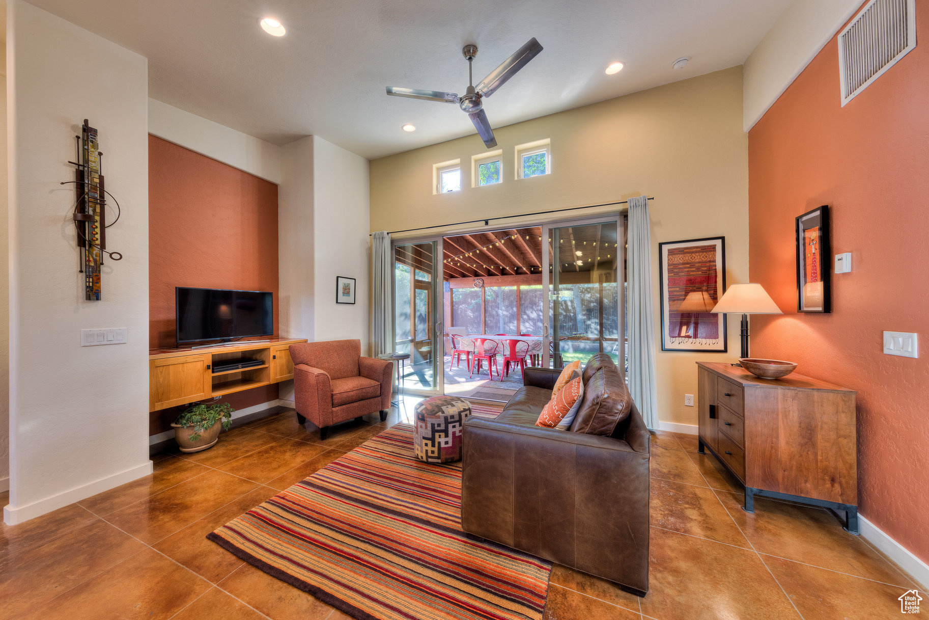 WESTSIDE FLATS - Residential Income