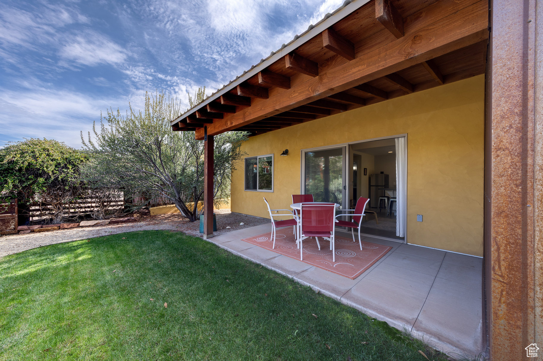 WESTSIDE FLATS - Residential Income