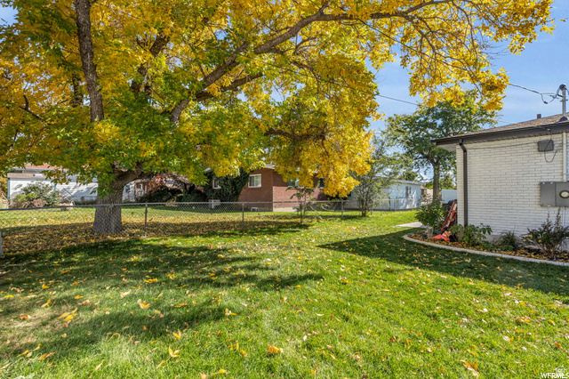 VU-MONT - Residential Lease