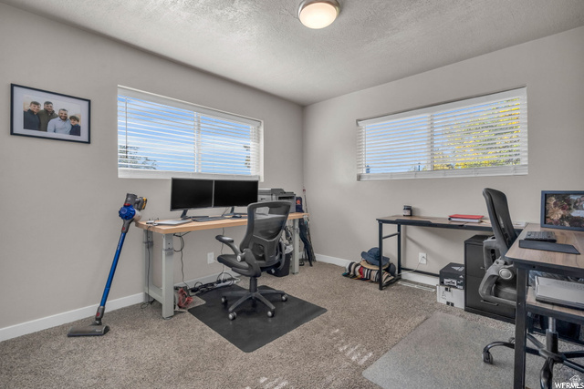 VU-MONT - Residential Lease