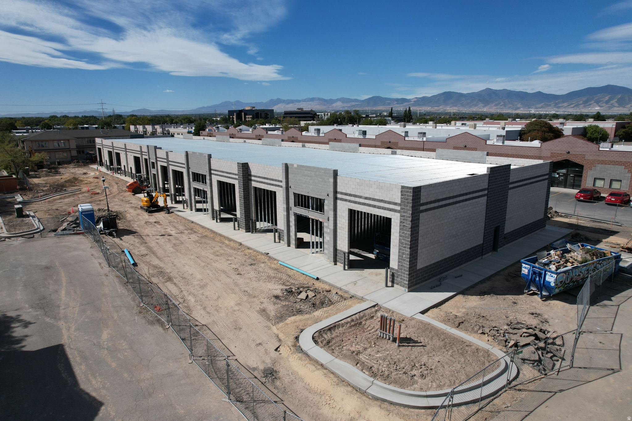 VILLAGE - Commercial Lease