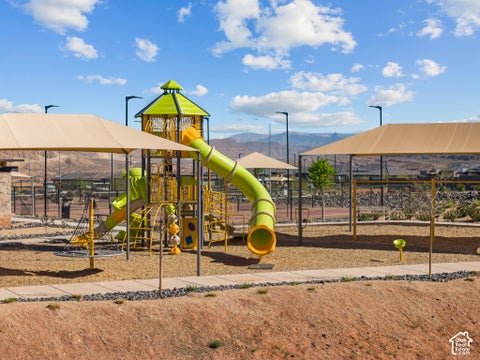 Tiny photo for 1737 S DEVILS GARDEN LN, Washington, UT 84780 (MLS # 2187716)
