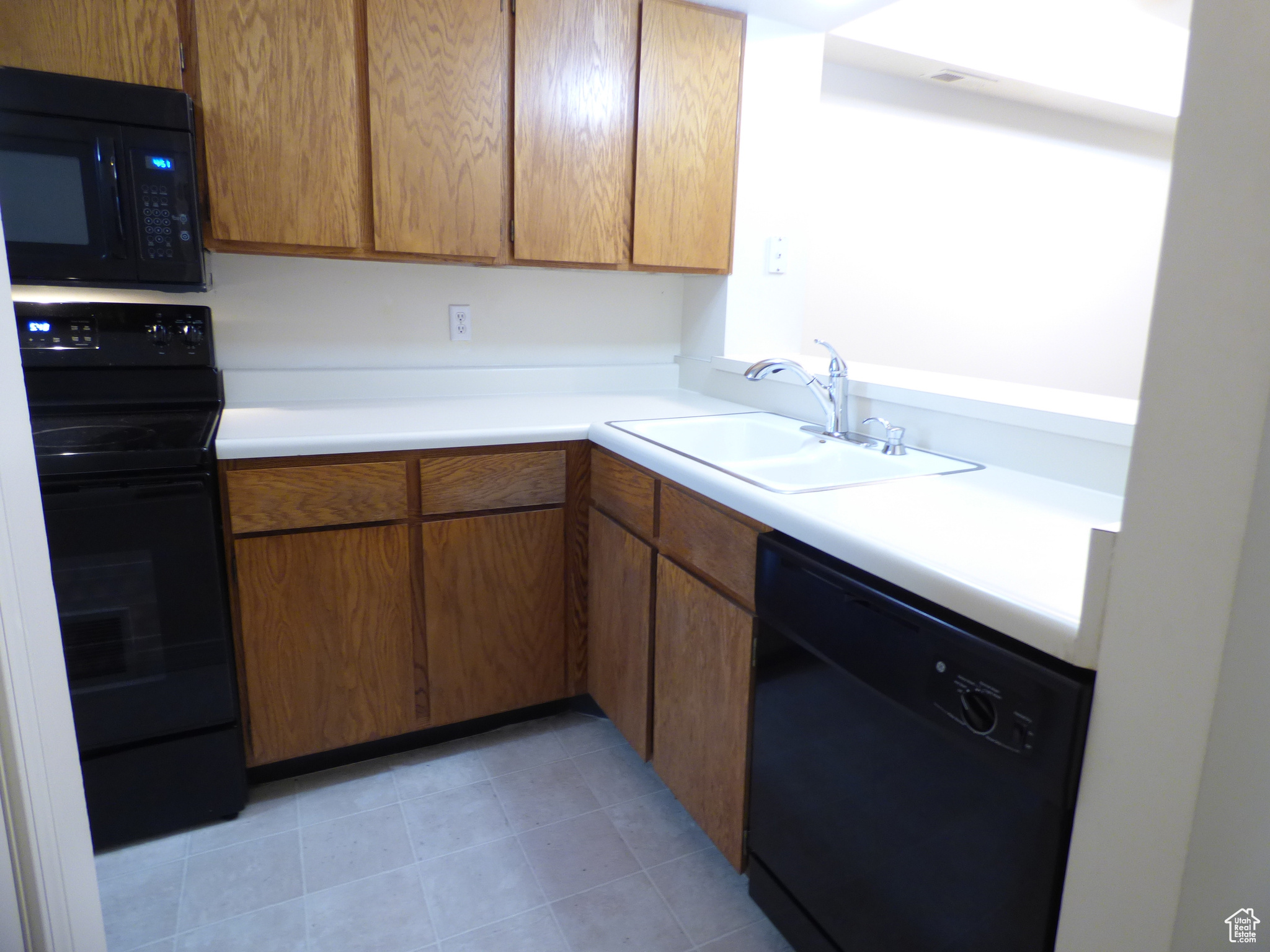 5336 S Beacon Hill Cir Cir, Taylorsville, Utah image 12