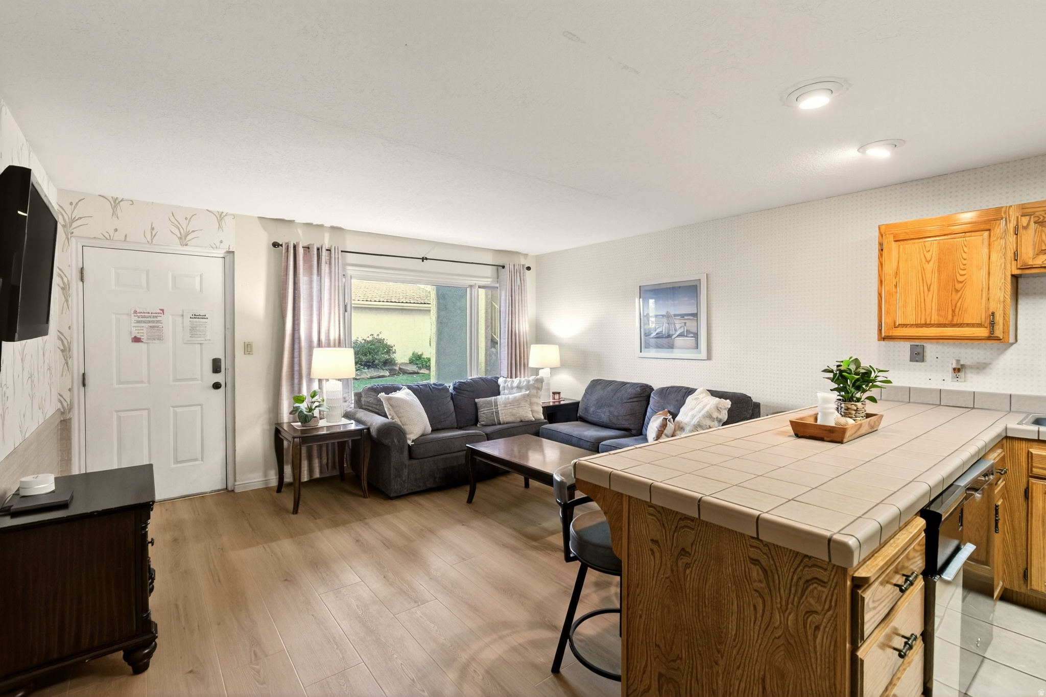 LAS PALMAS RESORT CONDO 1A - Residential