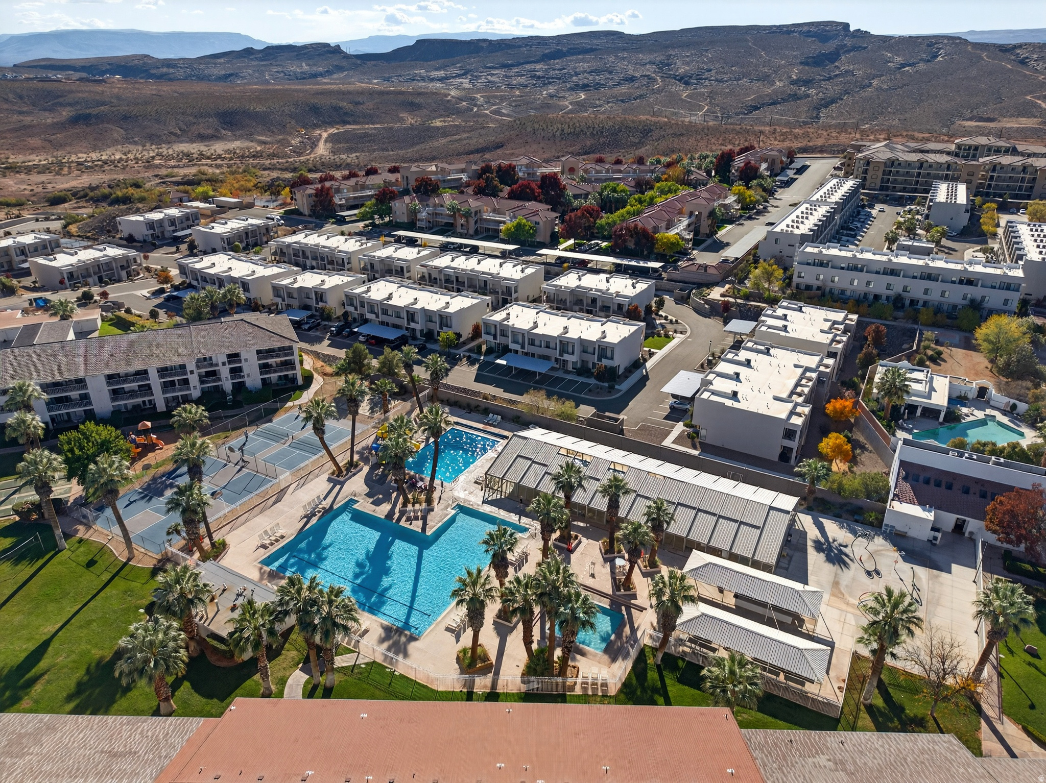 LAS PALMAS RESORT CONDO 1A - Residential