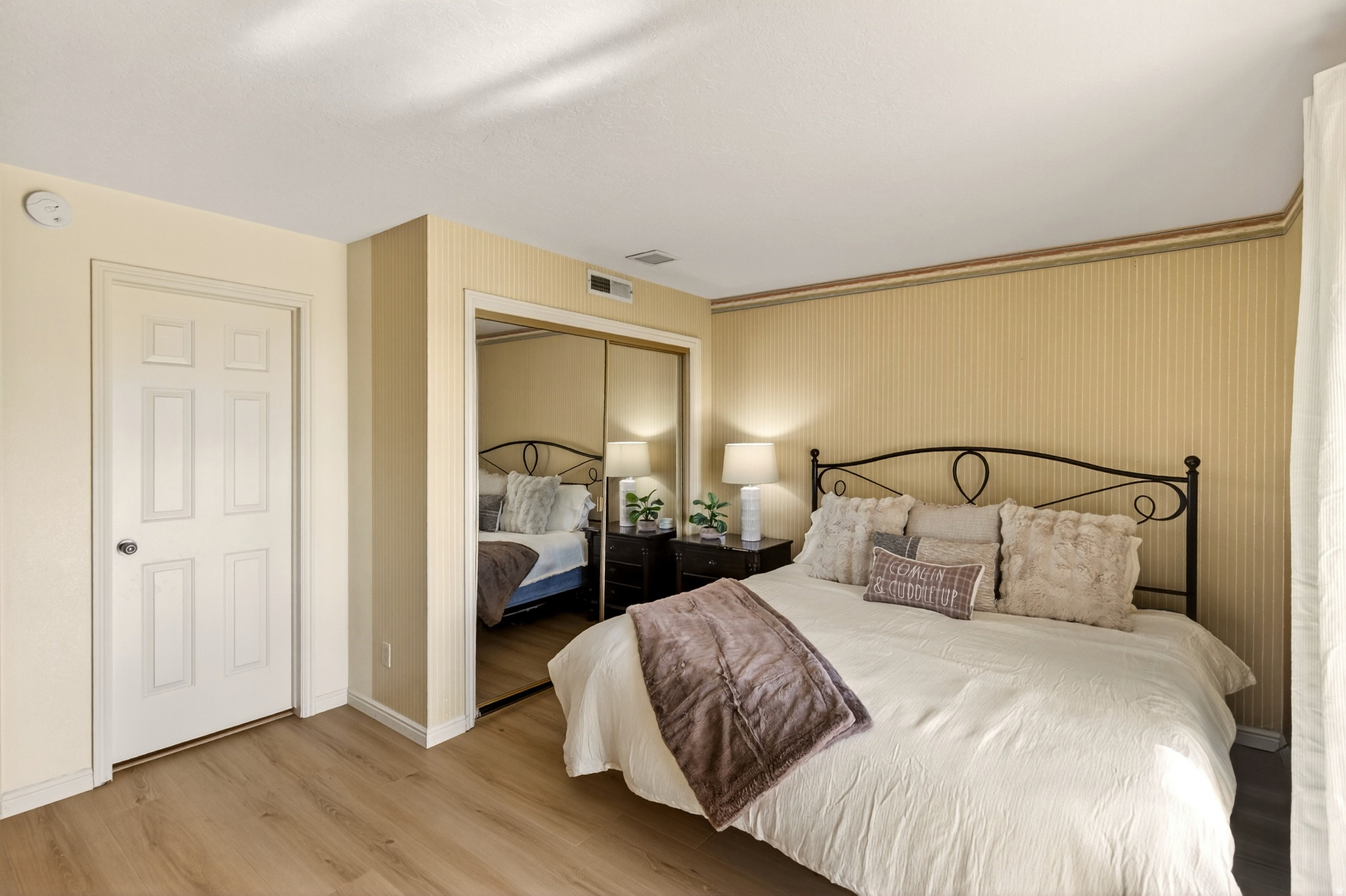 LAS PALMAS RESORT CONDO 1A - Residential