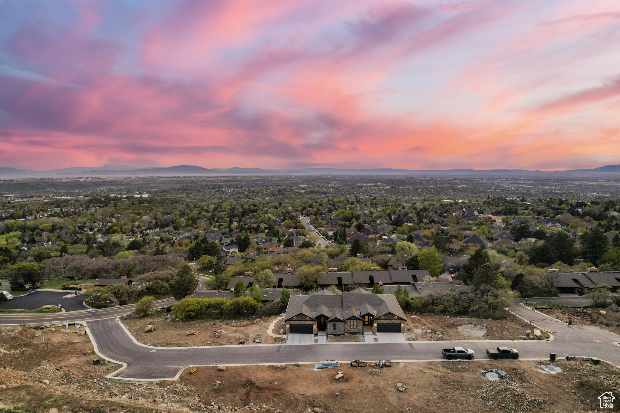 KNOLLWOOD PHASE 4 - Residential