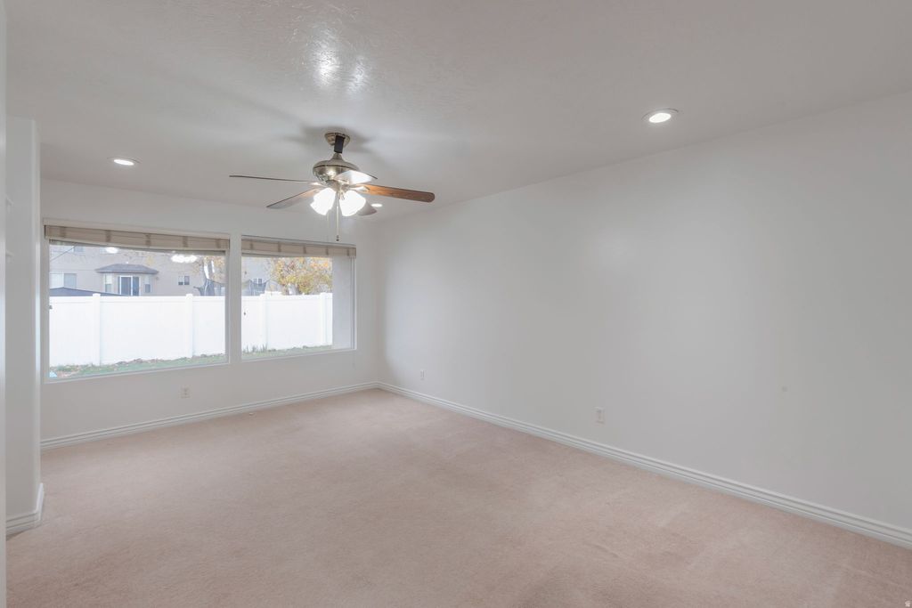 Photo of 88 S 400 W, Spanish Fork, UT 84660 (MLS # 2123196)